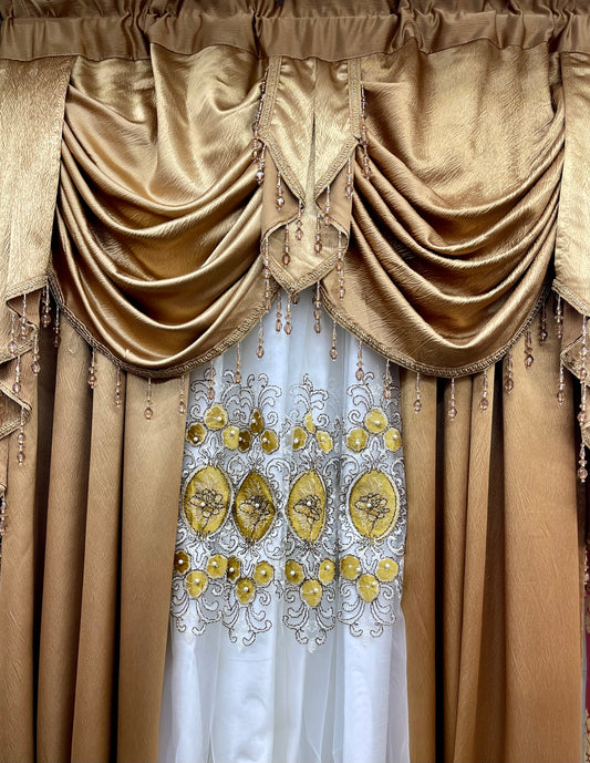 Nancy/monica curtain set